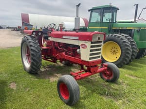 Farmall 460 Image