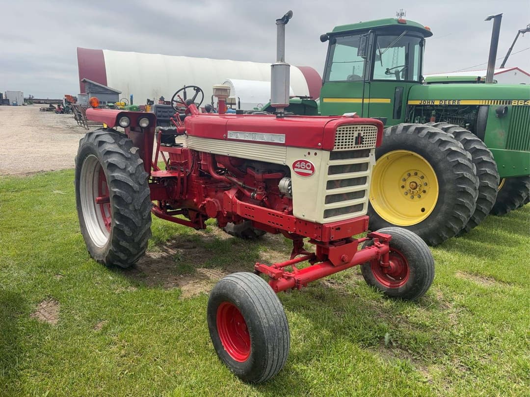Image of Farmall 460 Primary image