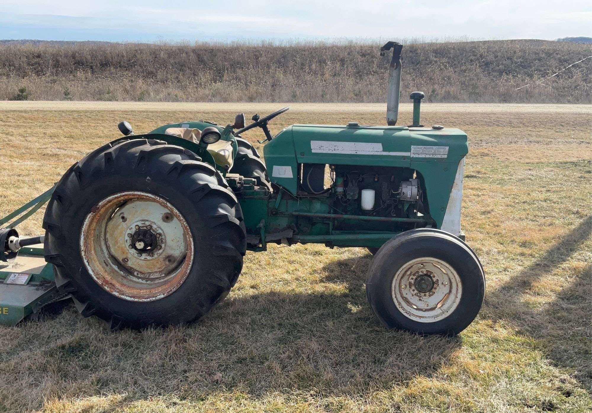 Main image Oliver 550