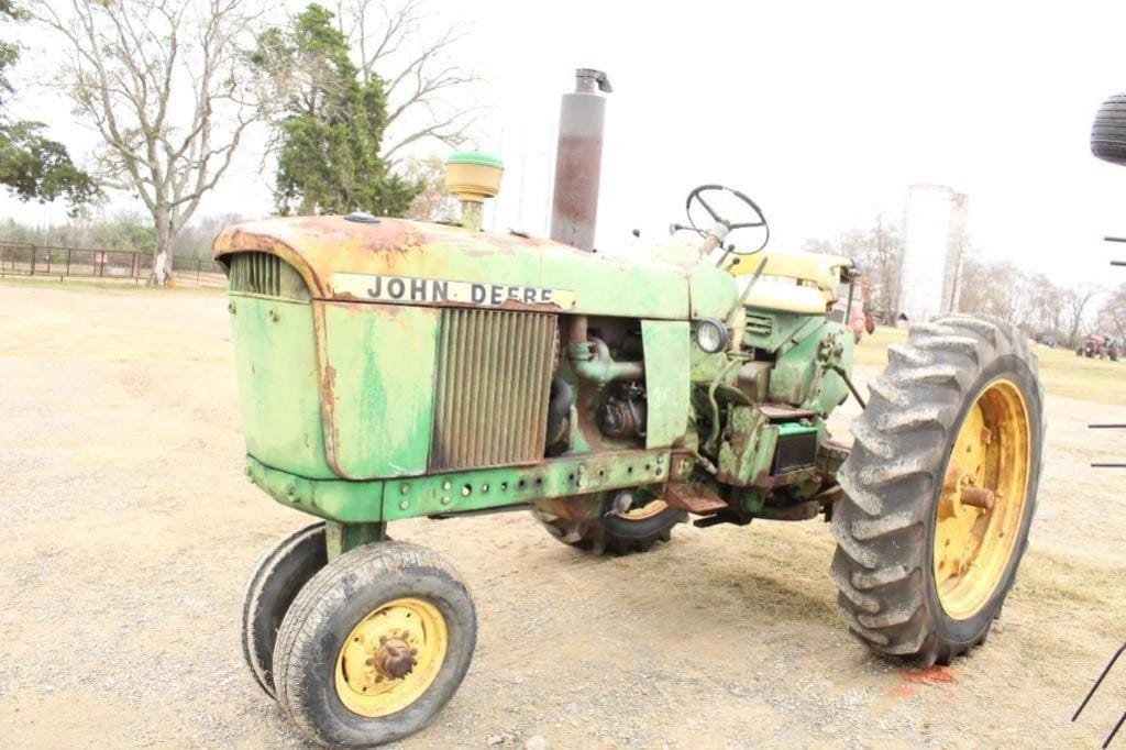 Main image John Deere 3010