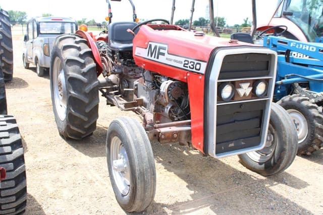 Image of Massey Ferguson 230 equipment image 3