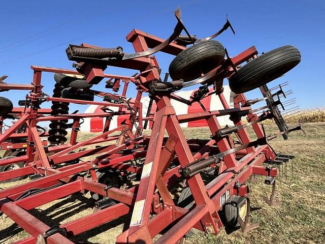 Image of International Harvester 4800 equipment image 2