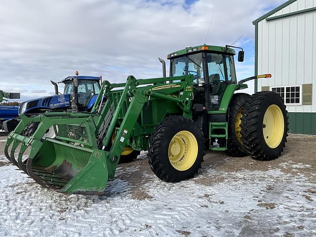 Image of John Deere 7810 equipment image 3