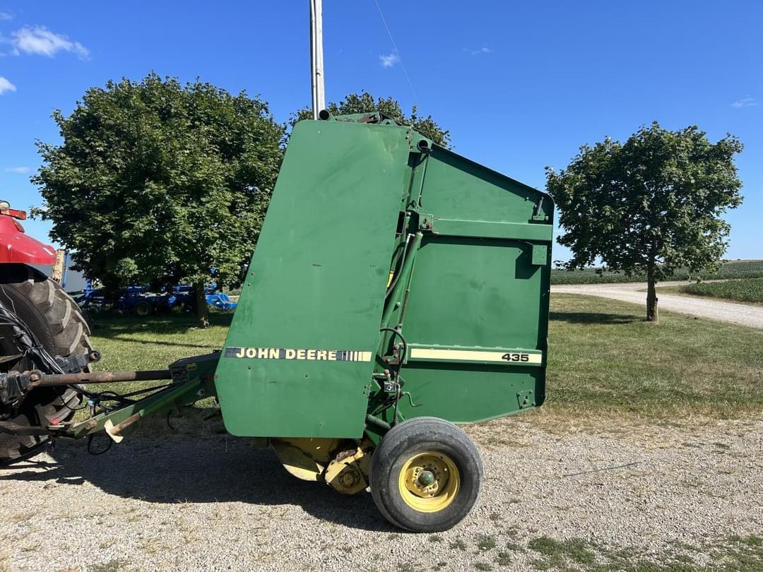 Image of John Deere 435 Primary image