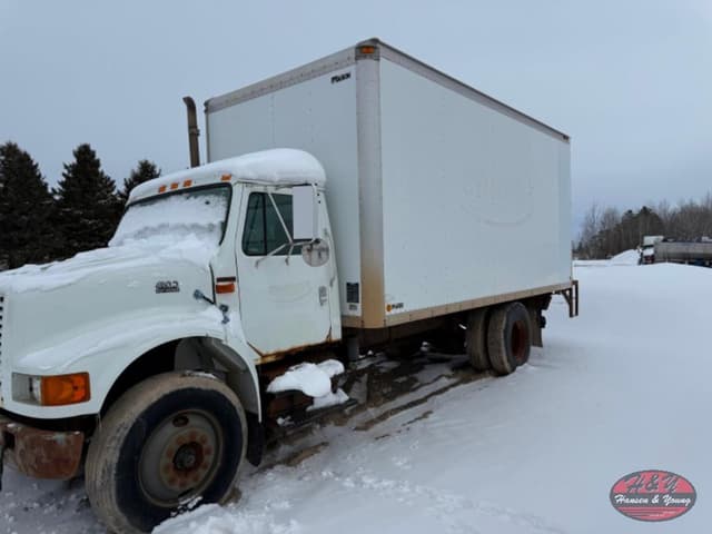 Image of International 4900 equipment image 4