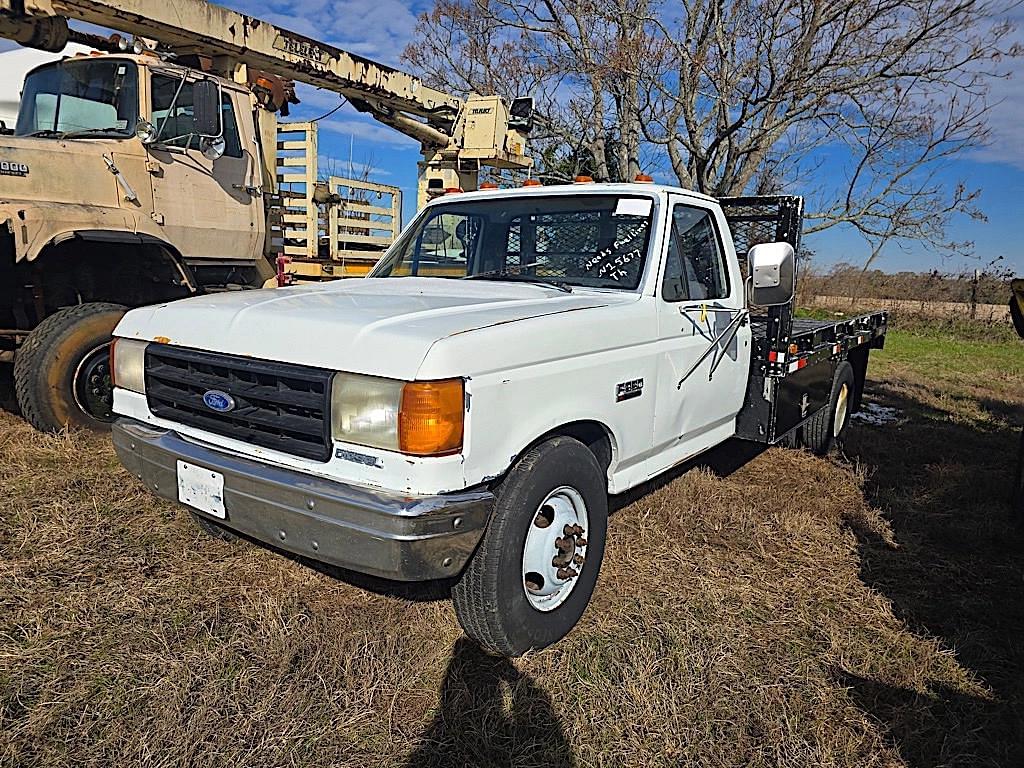 Image of Ford F-350 Primary image