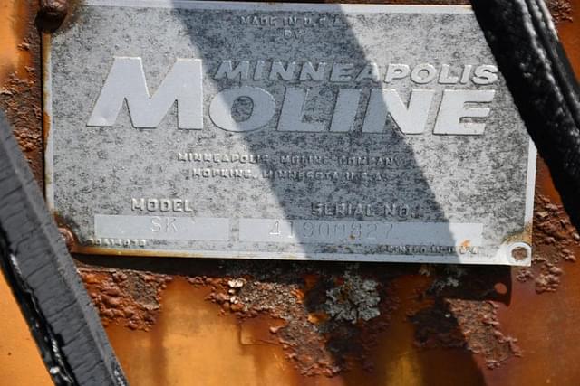 Image of Minneapolis-Moline 445 equipment image 3