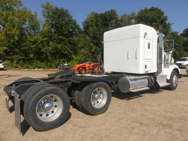 Image of Kenworth T800 equipment image 2