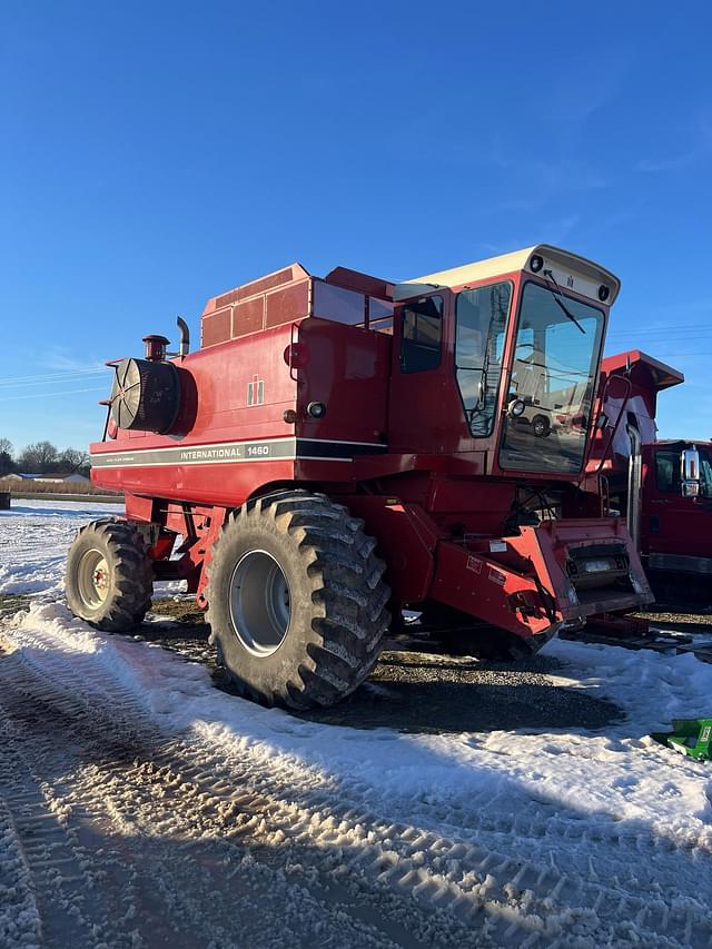 Image of International Harvester 1460 equipment image 1