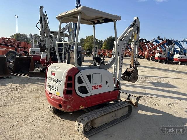 Image of Takeuchi TB216 equipment image 2