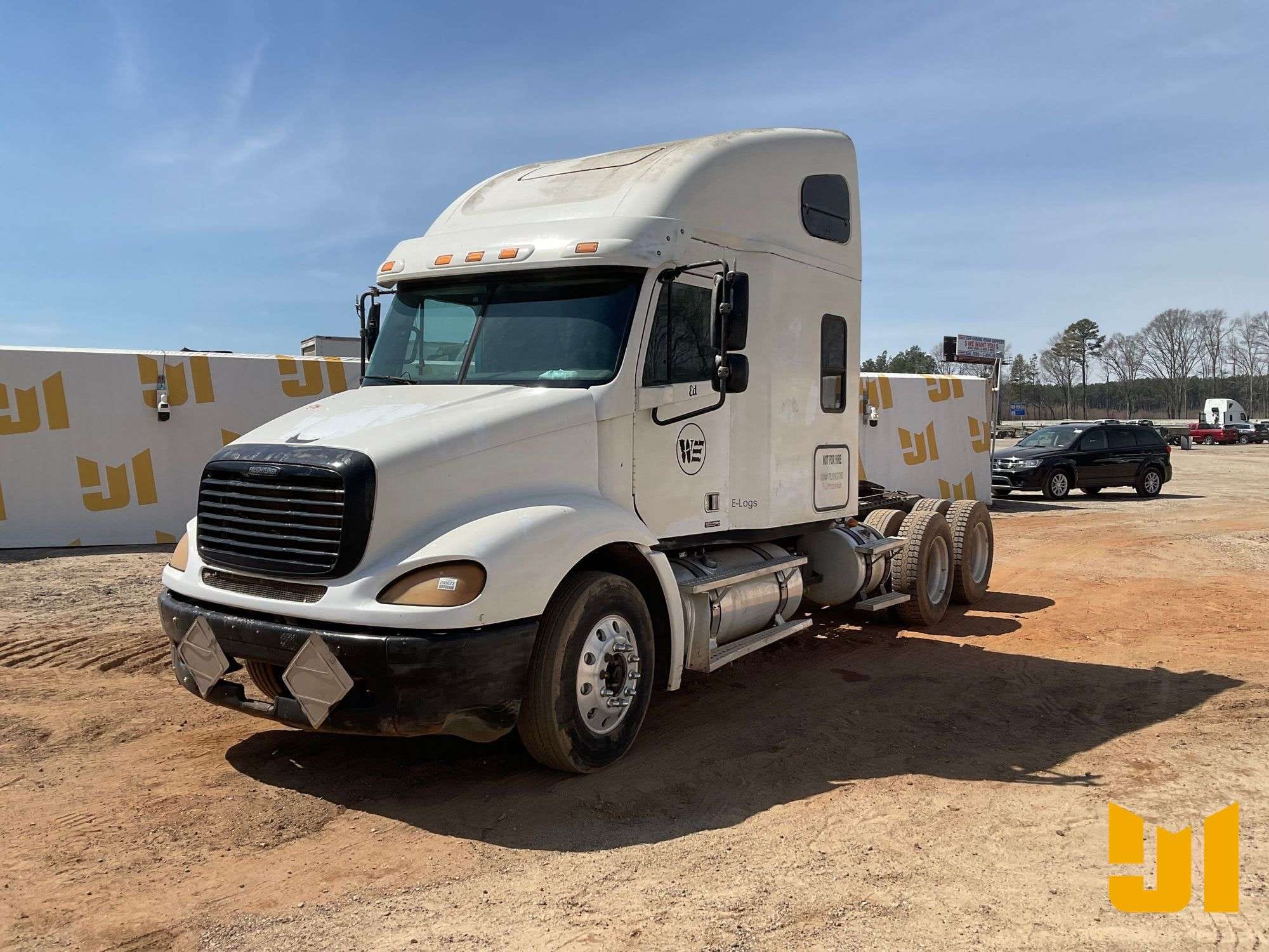 2007 Freightliner Columbia Equipment Image0