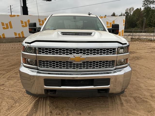 Image of Chevrolet 2500HD equipment image 1