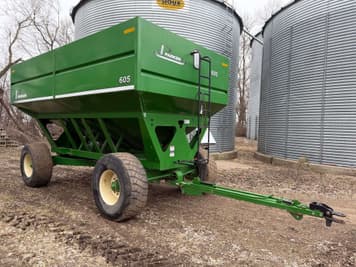 Main image Parker 605