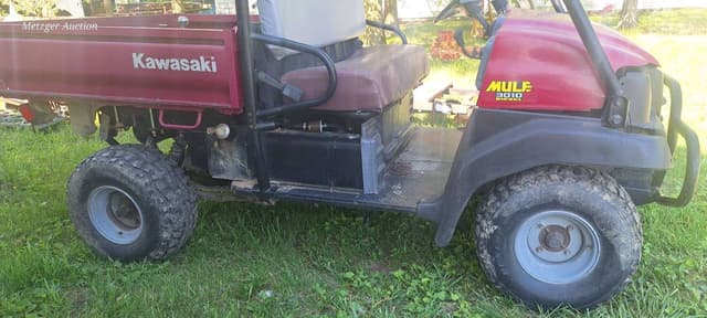 Image of Kawasaki Mule 3010 equipment image 2