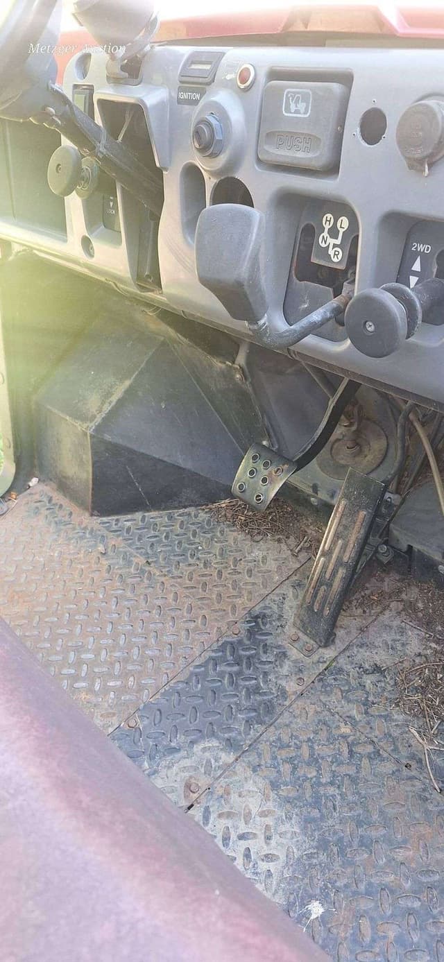 Image of Kawasaki Mule 3010 equipment image 4