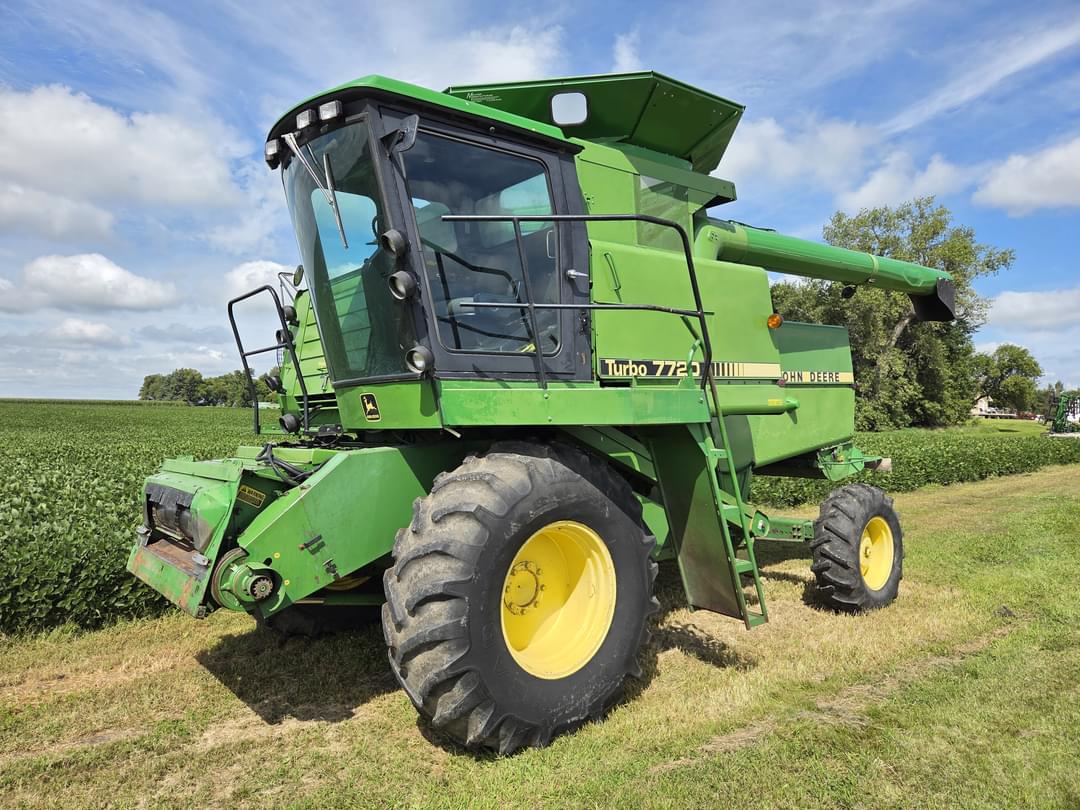 Image of John Deere Turbo 7720 Primary image