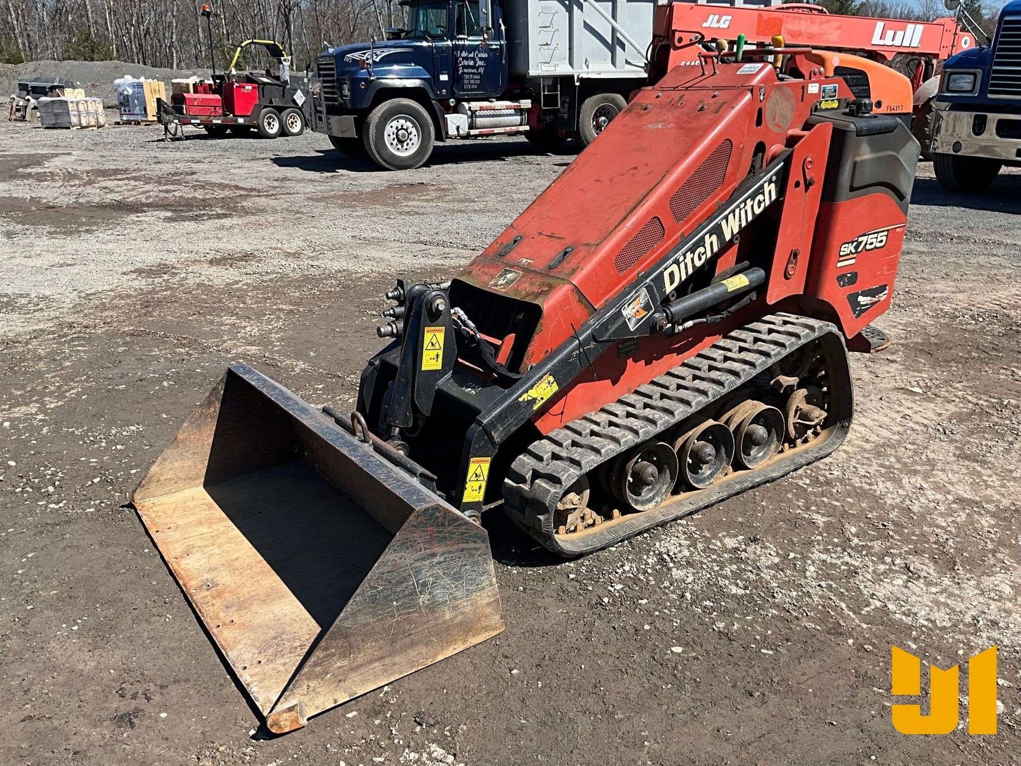 2014 Ditch Witch SK755 Equipment Image0