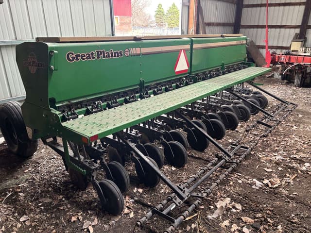 Image of Great Plains Solid Stand 1500 equipment image 1