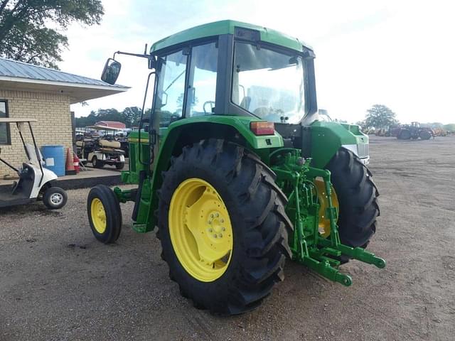 Image of John Deere 6100 equipment image 4