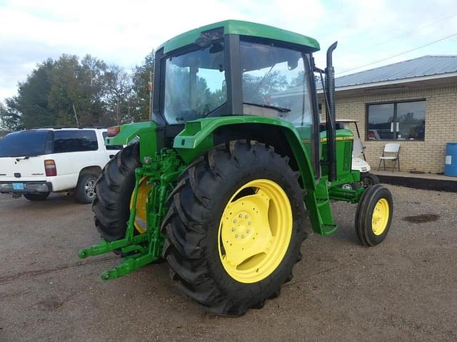 Image of John Deere 6100 equipment image 2