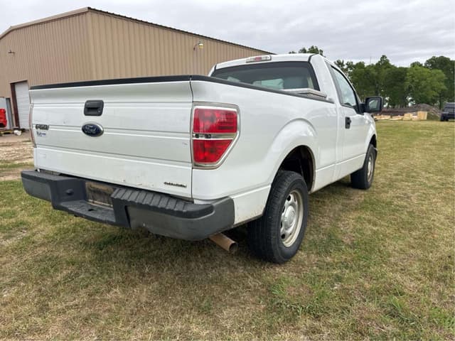 Image of Ford F-150 equipment image 3