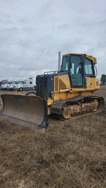 Main image John Deere 700J