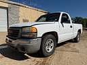 2004 GMC Sierra 1500 Image