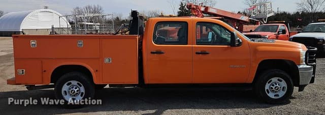 Image of Chevrolet 2500HD equipment image 3