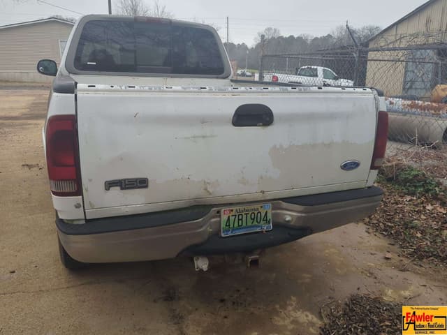 Image of Ford F-150 equipment image 4