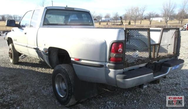 Image of Dodge Ram 3500 equipment image 2