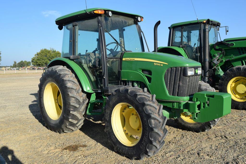 Main image John Deere 5095M