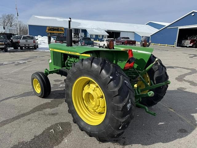 Image of John Deere 2630 equipment image 2