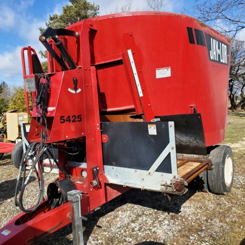 2014 Jaylor 5425 Equipment Image0