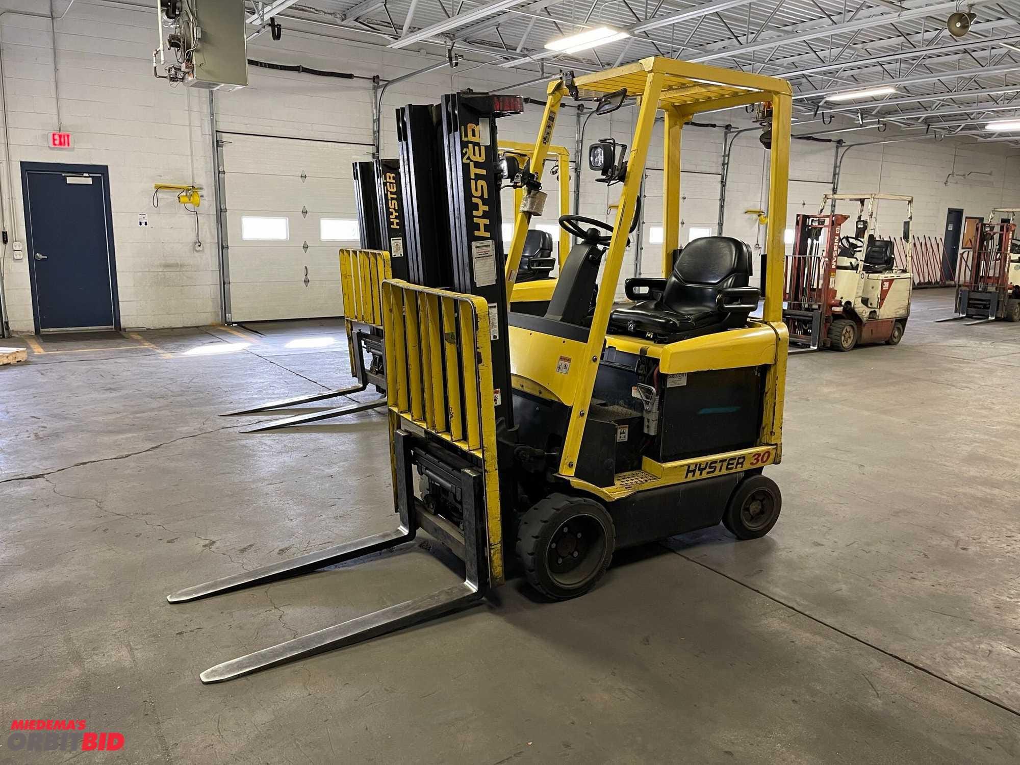 Main image Hyster 30 