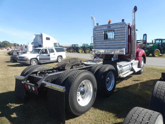 Image of Kenworth T880 equipment image 2