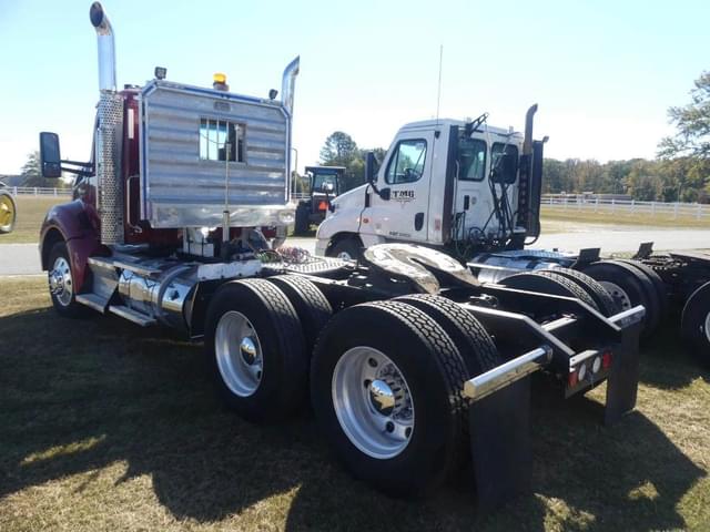 Image of Kenworth T880 equipment image 3
