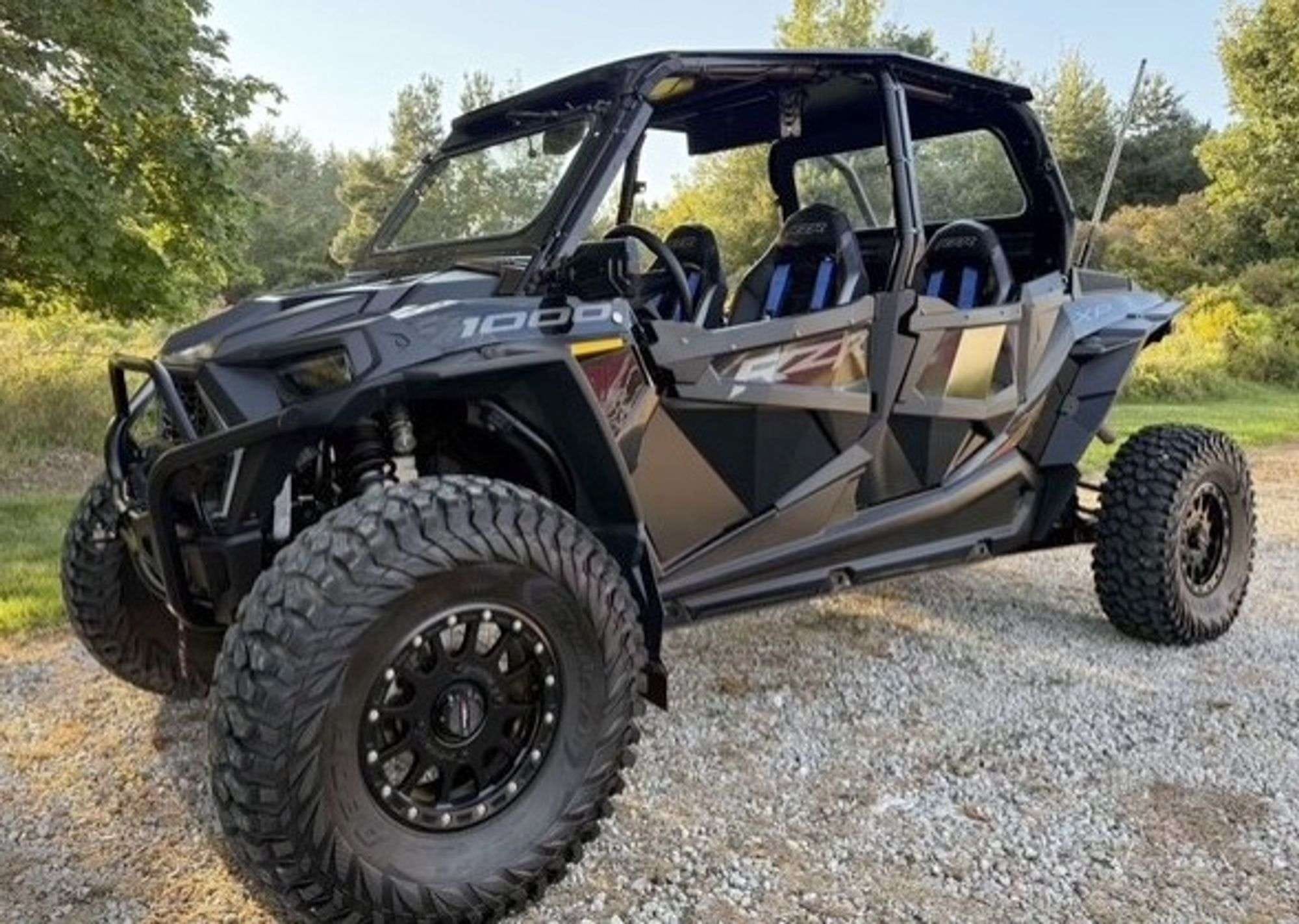 2023 Polaris RZR 1000 Equipment Image0
