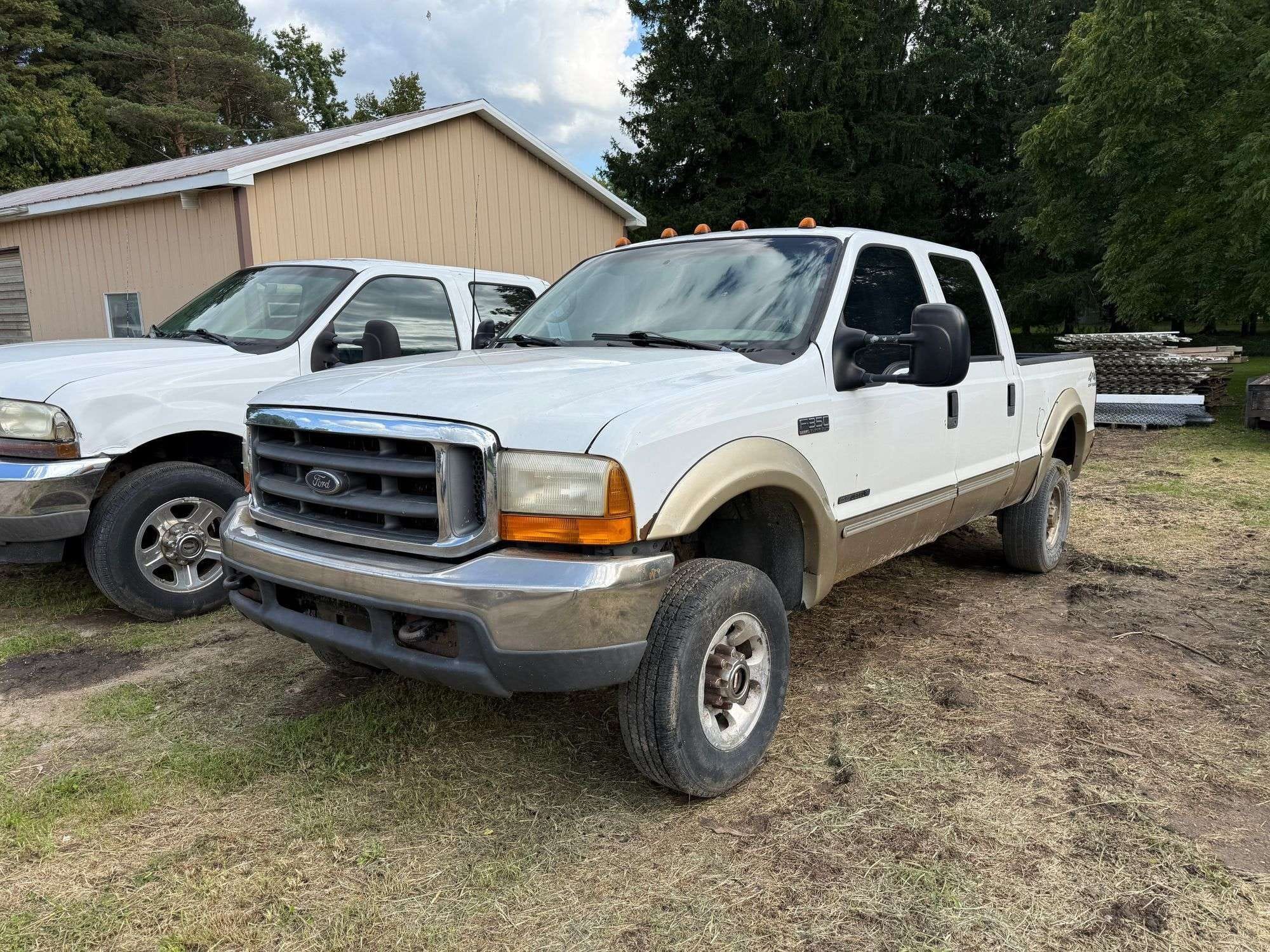 2000 Ford F-350 Equipment Image0