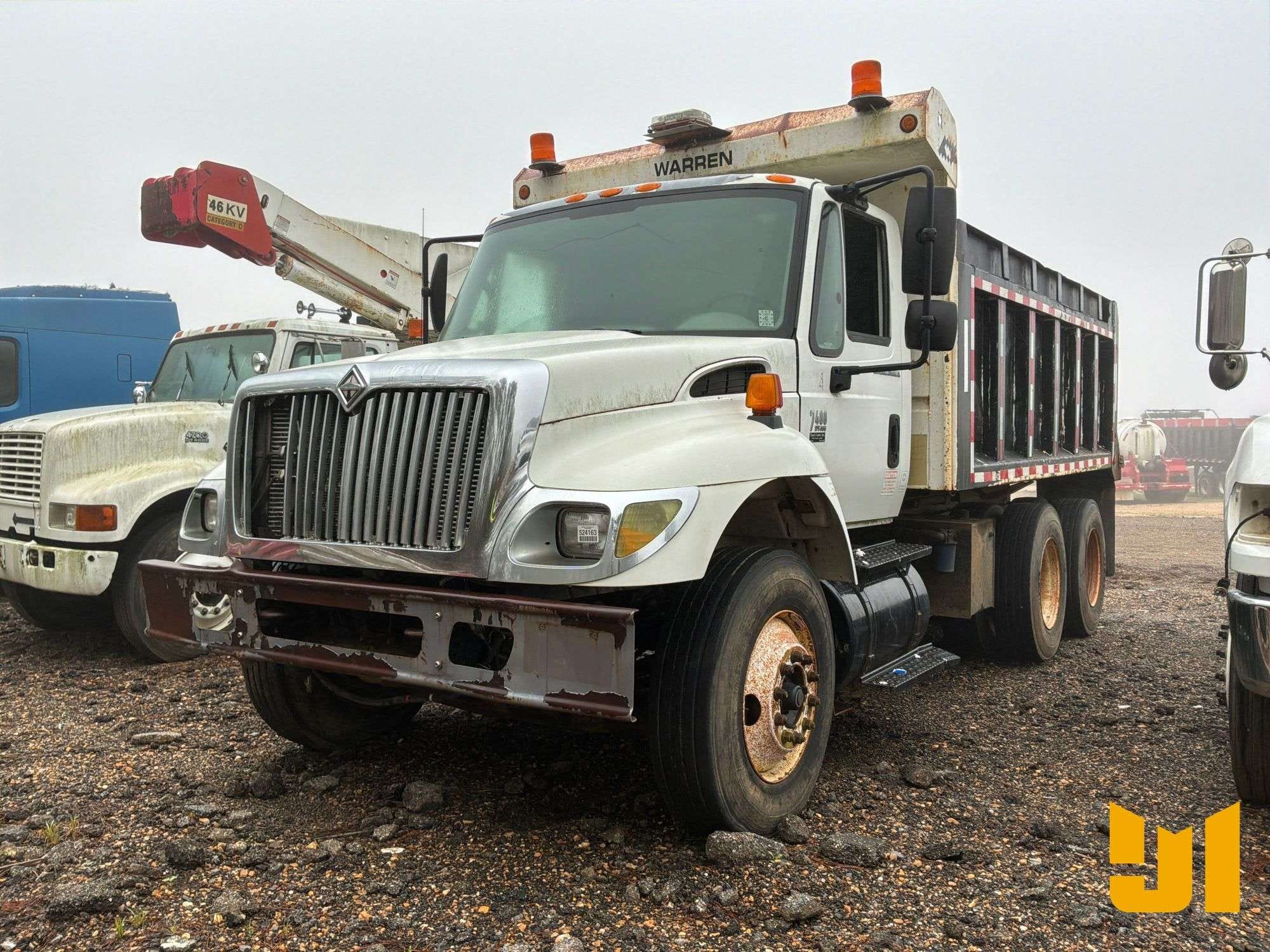 2006 International SF625 Equipment Image0