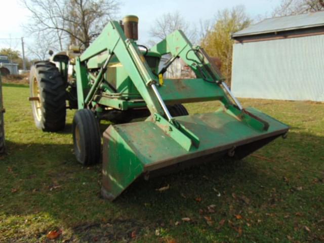 Image of John Deere 4020 equipment image 2