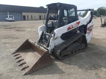 Main image Bobcat T64