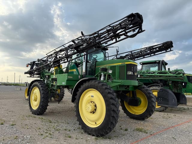 Image of John Deere 4710 equipment image 2