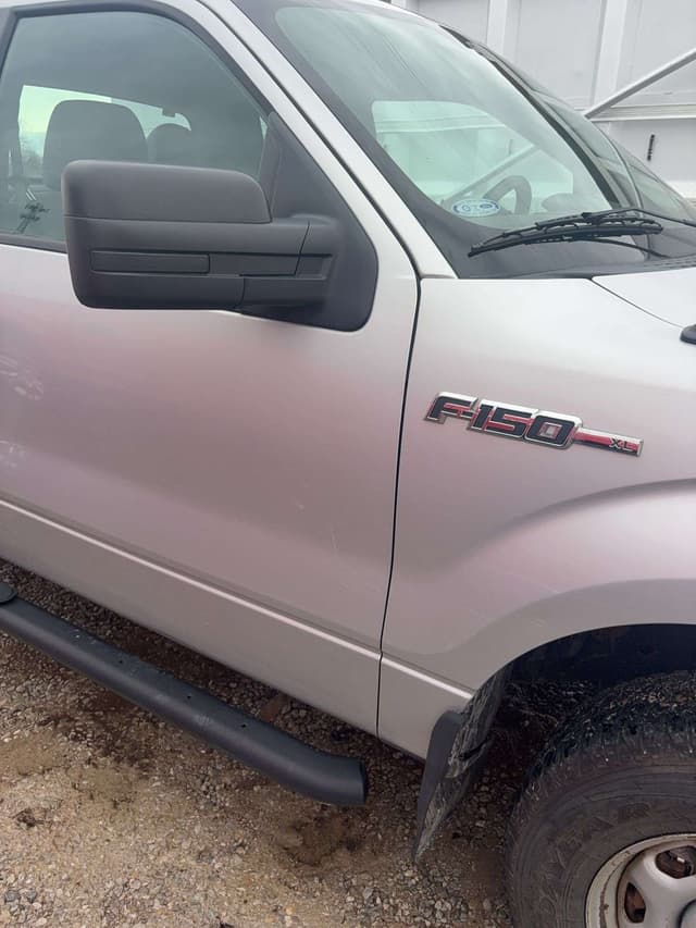 Image of Ford F-150 equipment image 4