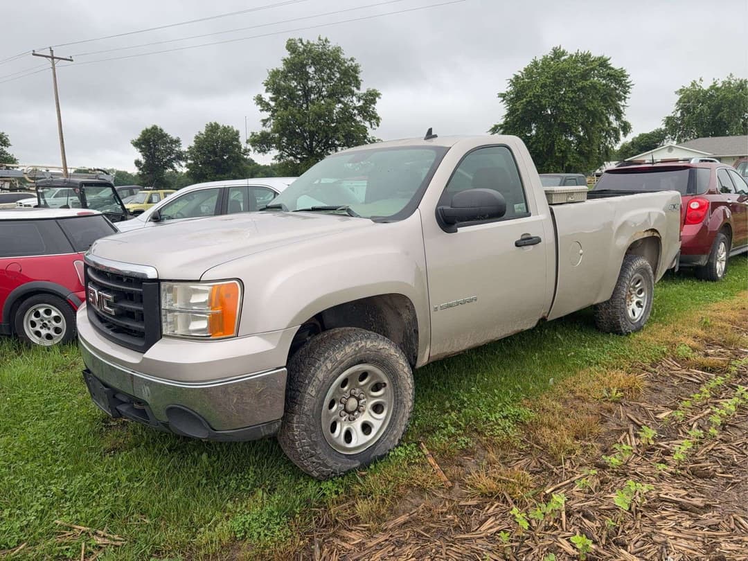 Image of GMC 1500 Primary image