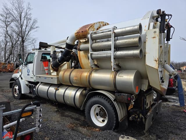 Image of Sterling L7500 equipment image 2