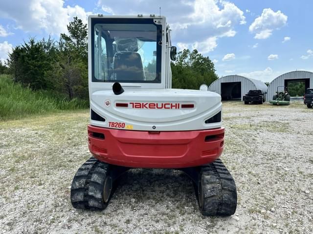 Image of Takeuchi TB260 equipment image 3