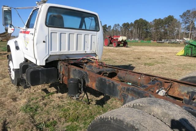 Image of Ford F-SERIES equipment image 4