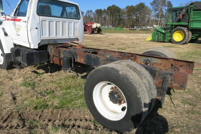 Image of Ford F-SERIES equipment image 3