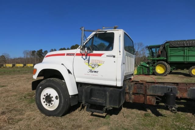 Image of Ford F-SERIES equipment image 2