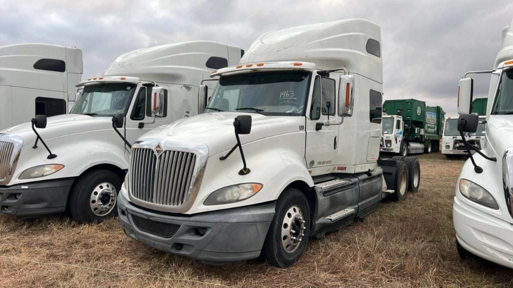 2016 International ProStar Equipment Image0